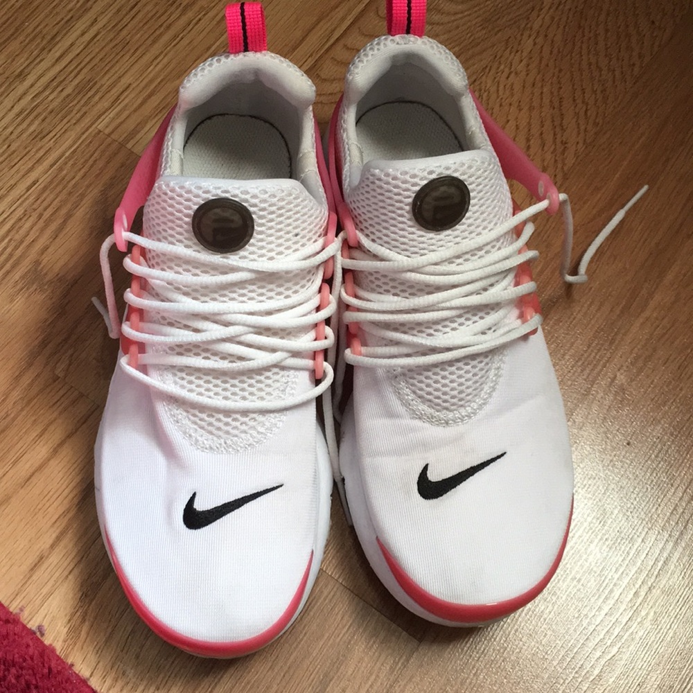 Girls Nike sneakers